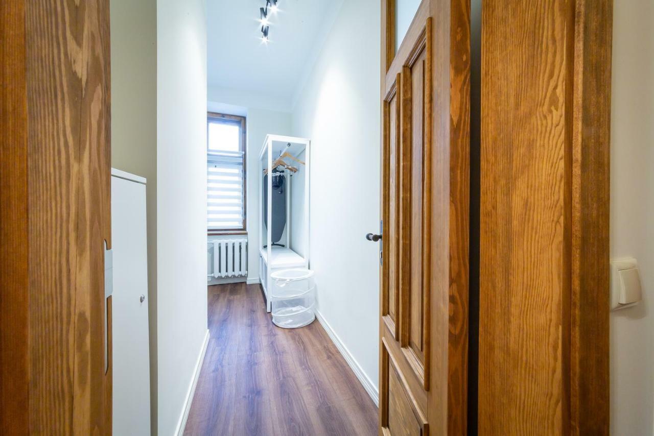 Stories Writer'S Ap 40Sqm Renovated Free Parking Apartamento Riga Exterior foto